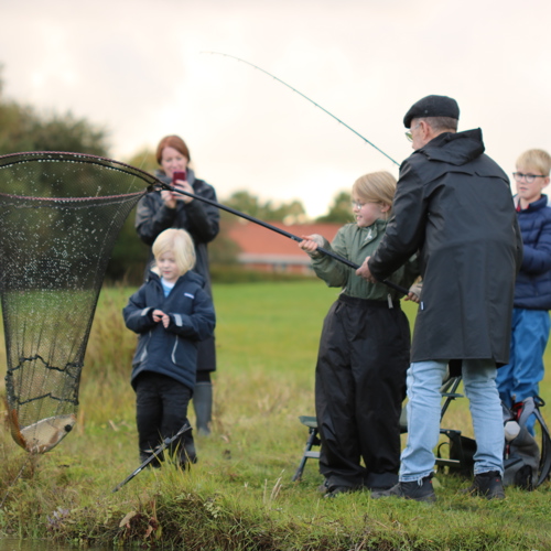 Familiefiskeri I Efterårsferien